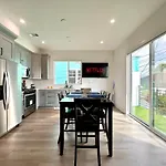 Hollywood Art Gallery House - Iconic La Views