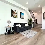 Hollywood Art Gallery House - Iconic La Views
